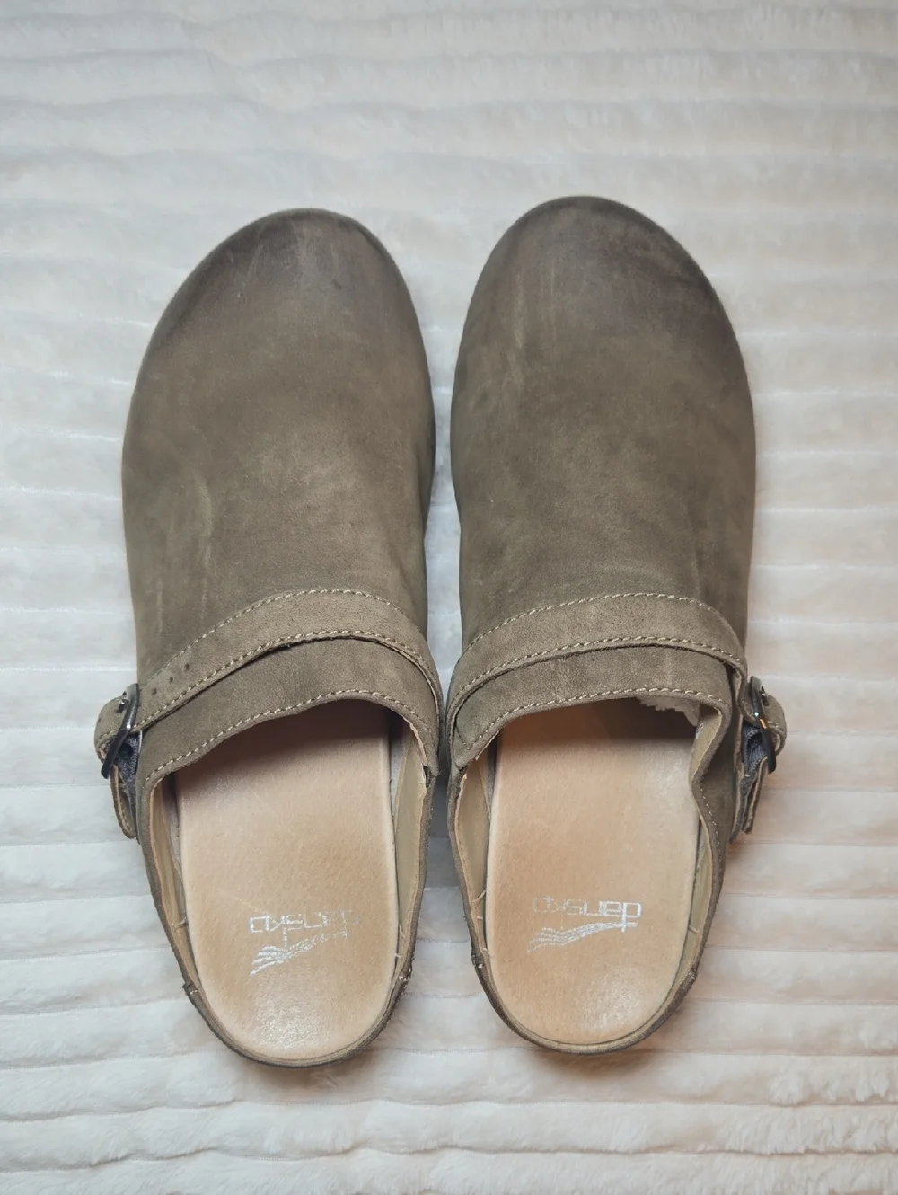 Dansko Women's Berry in Mushroom Burnished Nubuck Mule - Picture 7 of 13